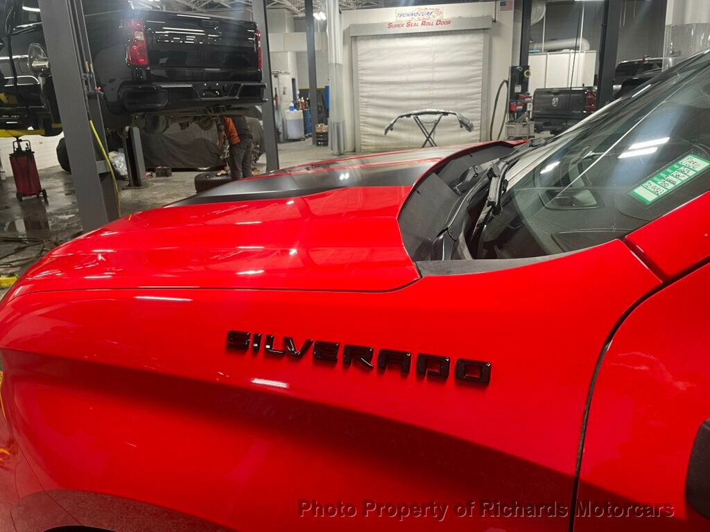 2023 Chevrolet Silverado 1500 4WD Crew Cab 157" Custom - 22939220 - 7