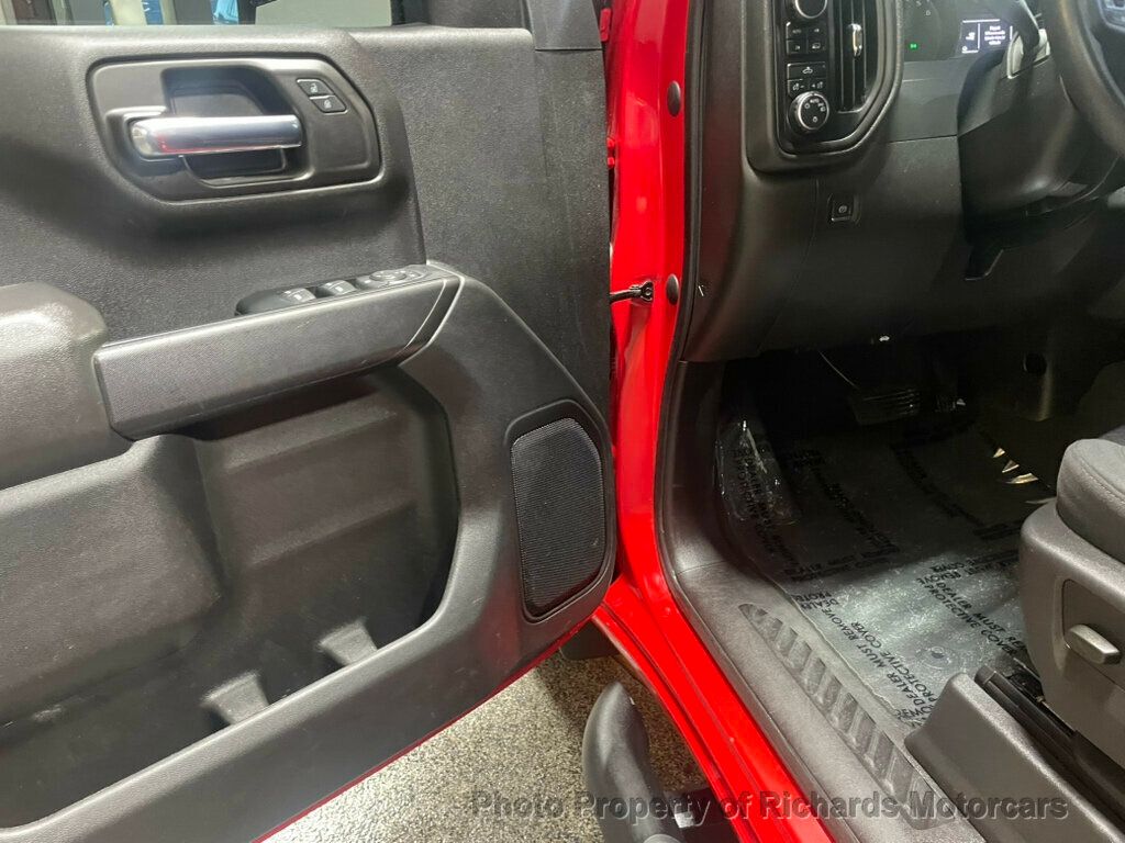 2023 Chevrolet Silverado 1500 4WD Crew Cab 157" Custom - 22939220 - 8
