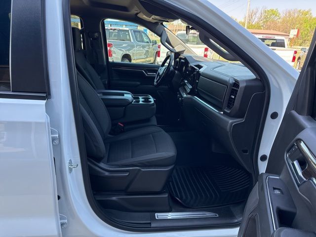 2023 Chevrolet Silverado 1500 4WD Crew Cab 157" LT - 23008472 - 10