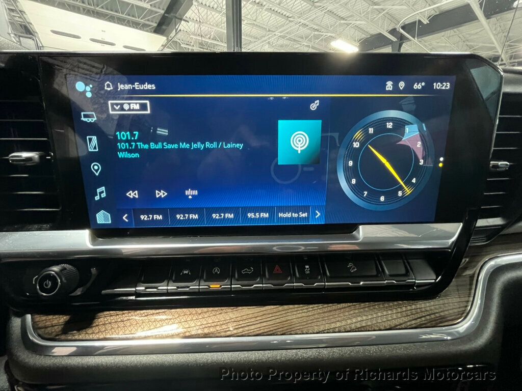 2023 Chevrolet Silverado 1500 LT photo 21