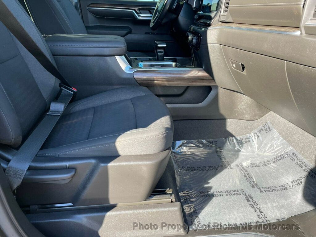 2023 Chevrolet Silverado 1500 4WD Crew Cab 157" LT - 23010733 - 23