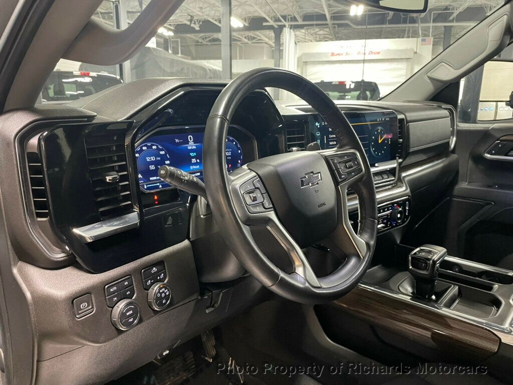2023 Chevrolet Silverado 1500 4WD Crew Cab 157" RST - 22946541 - 13