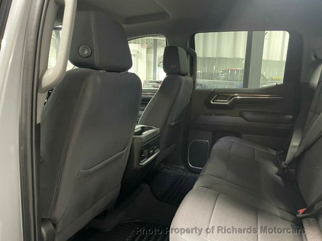 2023 Chevrolet Silverado 1500 4WD Crew Cab 157" RST - 22946541 - 19