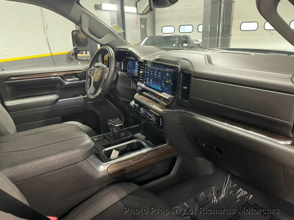 2023 Chevrolet Silverado 1500 4WD Crew Cab 157" RST - 22946541 - 25