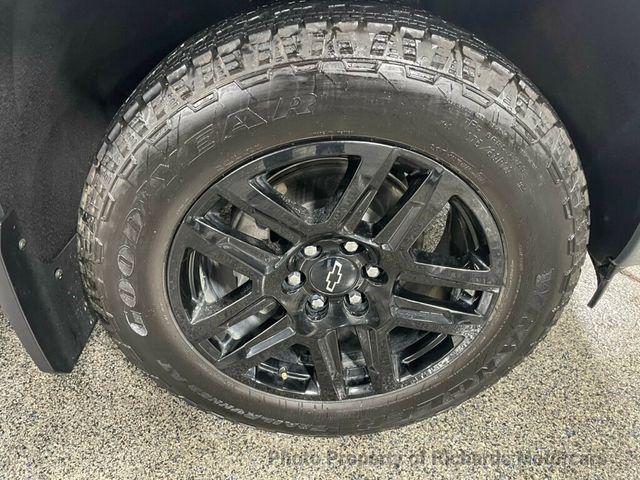2023 Chevrolet Silverado 1500 4WD Crew Cab 157" RST - 22946541 - 8
