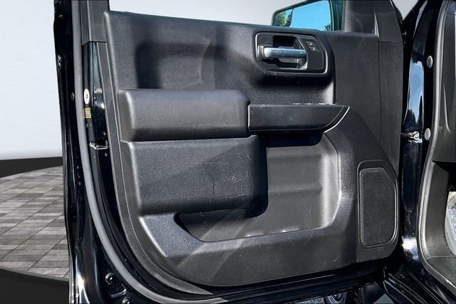2023 Chevrolet Silverado 1500 4WD Crew Cab  Custom - 23017187 - 8