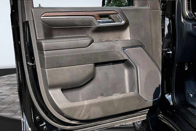 2023 Chevrolet Silverado 1500 4WD Crew Cab  LT with 2FL - 23069080 - 8