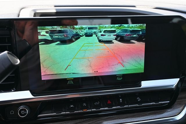 2023 Chevrolet Silverado 1500 4x4 Crew Cab LT - 23013851 - 10