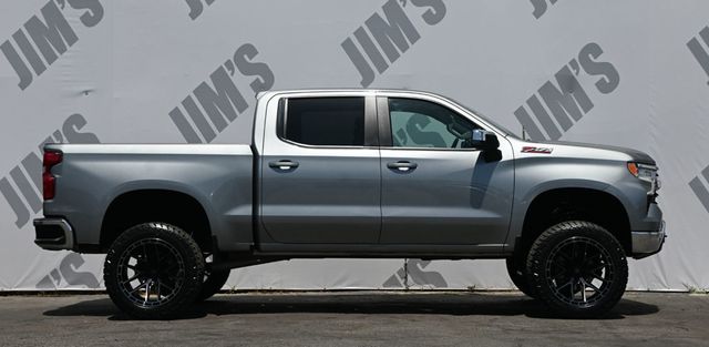 2023 Chevrolet Silverado 1500 4x4 Crew Cab LT - 23013851 - 3