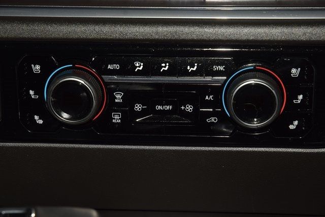 2023 Chevrolet Silverado 1500 High Country - 22940307 - 34