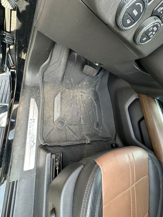 2023 Chevrolet Silverado 1500 High Country - 23064493 - 20
