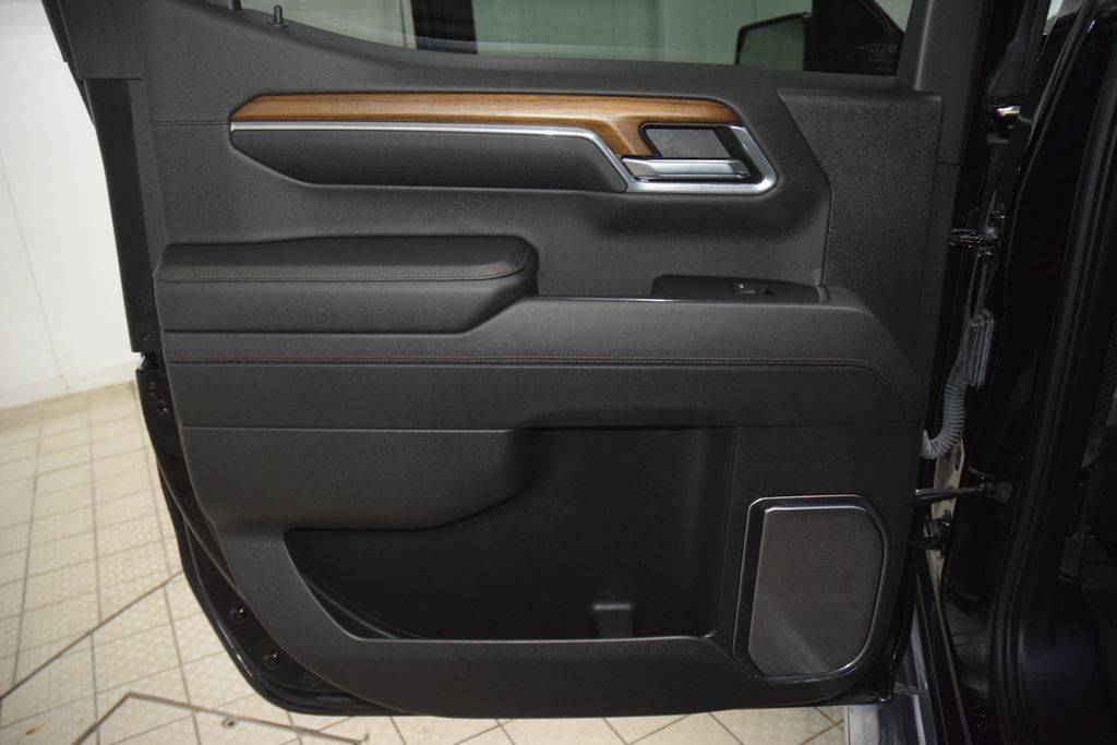 2023 Chevrolet Silverado 1500 High Country - 23064493 - 48