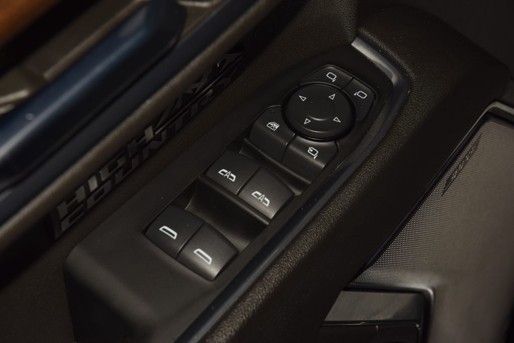 2023 Chevrolet Silverado 1500 High Country - 23064493 - 51