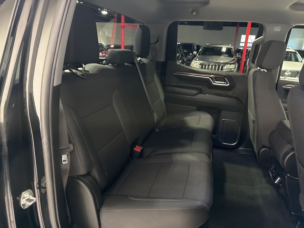 2023 Chevrolet Silverado 1500 LT - 22986687 - 43