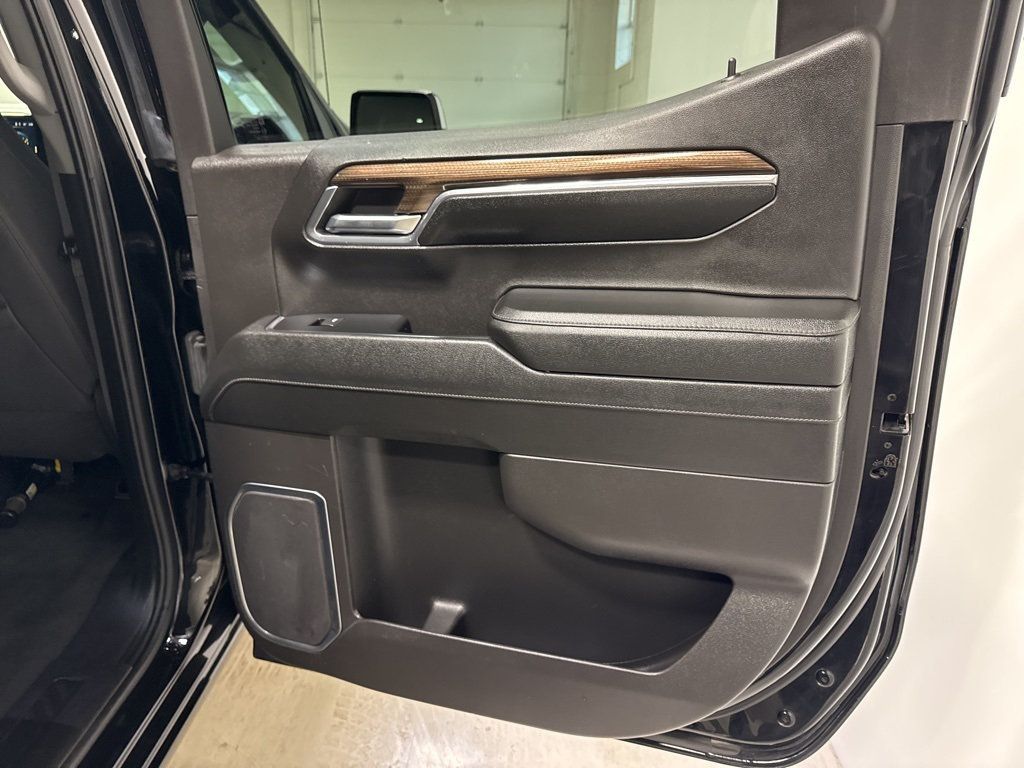 2023 Chevrolet Silverado 1500 LT - 22986687 - 44