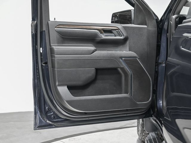 2023 Chevrolet Silverado 1500 LT - 23081719 - 11