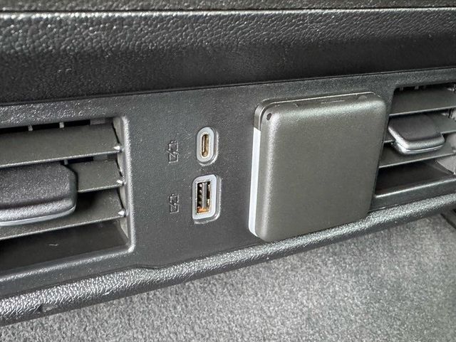 2023 Chevrolet Silverado 1500 LT-L Crew Cab 4WD - 23036498 - 22