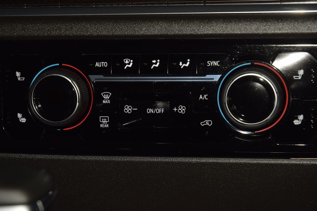 2023 Chevrolet Silverado 1500 RST - 23031323 - 34