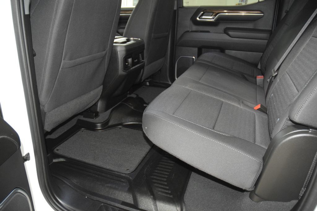 2023 Chevrolet Silverado 1500 RST - 23031323 - 44