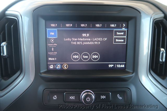 2023 Chevrolet Silverado 1500 Silverado 1500 4WD Crew Cab LWB - 23050000 - 28