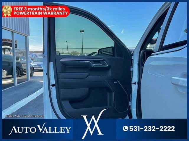 2023 Chevrolet Silverado 1500 Crew Cab RST Pickup 4D 6 1/2 ft - 22948381 - 11