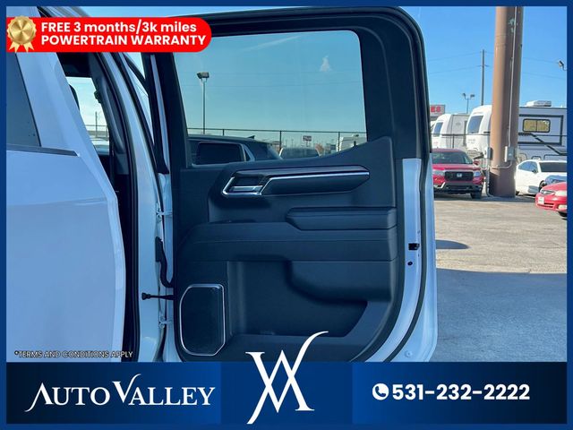 2023 Chevrolet Silverado 1500 Crew Cab RST Pickup 4D 6 1/2 ft - 22948381 - 24