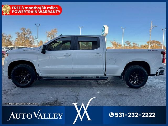 2023 Chevrolet Silverado 1500 Crew Cab RST Pickup 4D 6 1/2 ft - 22948381 - 3
