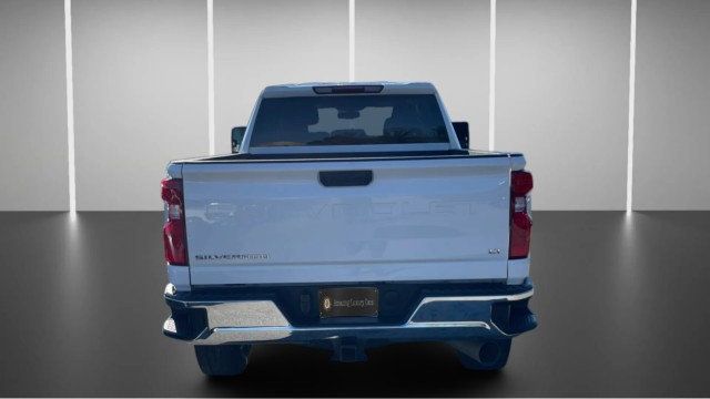 2023 Chevrolet Silverado 2500HD 4WD Crew Cab 159" LT - 22950597 - 3