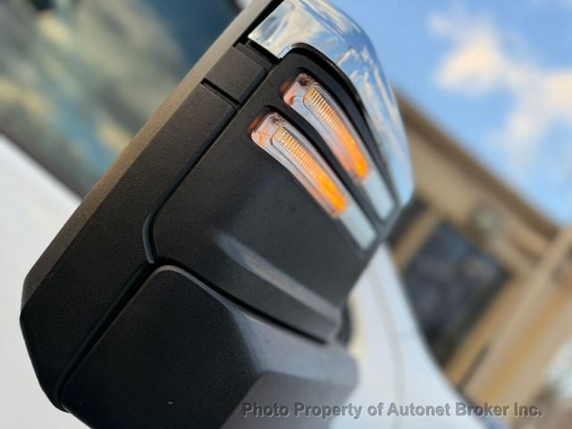 2023 Chevrolet Silverado 2500HD 6.6L Duramax Turbo Diesel - 22983852 - 32