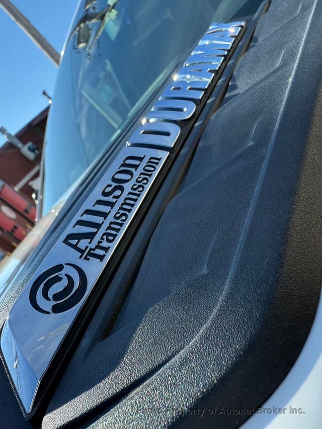 2023 Chevrolet Silverado 2500HD 6.6L Duramax Turbo Diesel - 22983852 - 33