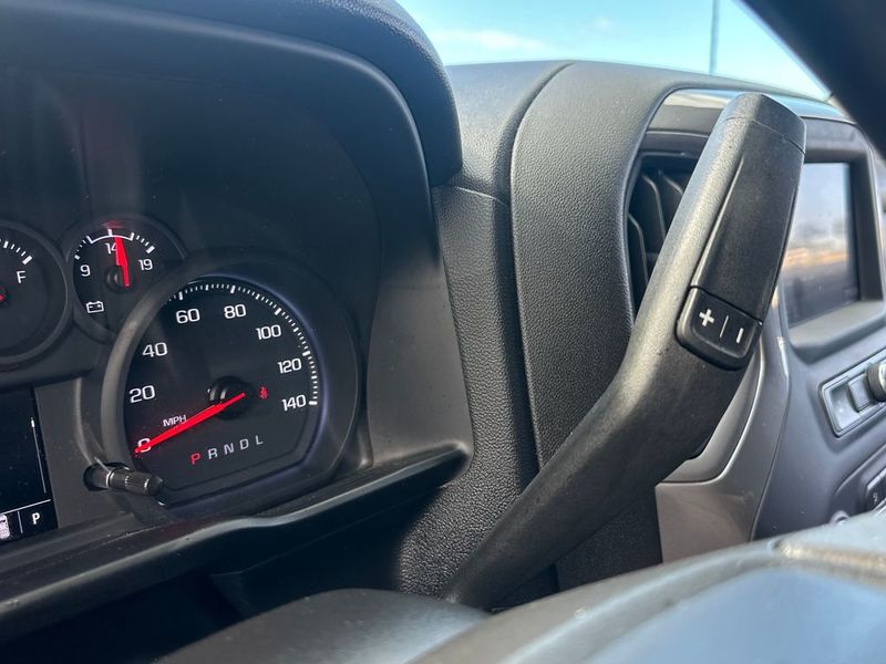 2023 Chevrolet Silverado 2500HD Custom - 23033012 - 18