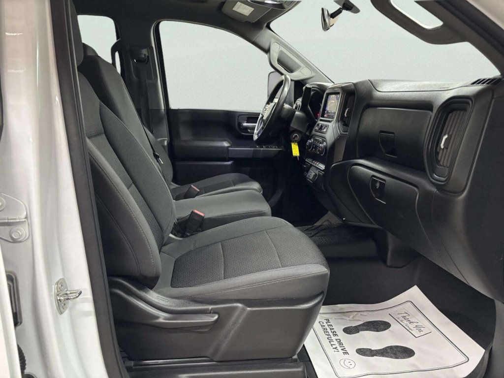 2023 Chevrolet Silverado 2500HD Custom 4x4 4dr Crew Cab LB - 23031725 - 18
