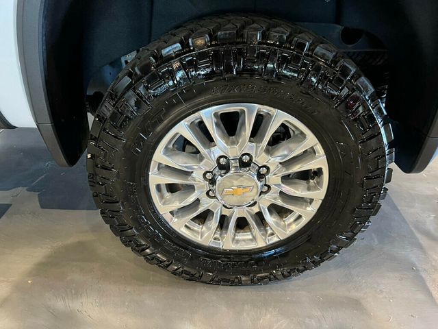 2023 Chevrolet Silverado 2500HD HighCountry/4WD/PwrSideSteps/Htd&CldSeats/HtdSteerWheel/NAV - 22932272 - 10