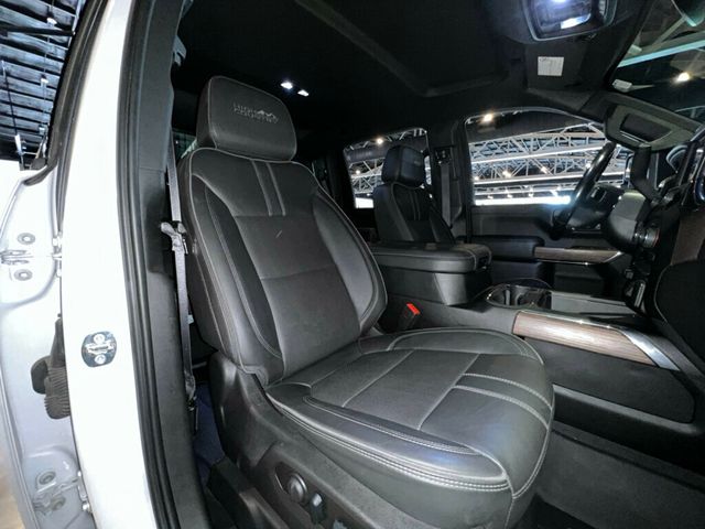 2023 Chevrolet Silverado 2500HD HighCountry/4WD/PwrSideSteps/Htd&CldSeats/HtdSteerWheel/NAV - 22932272 - 32