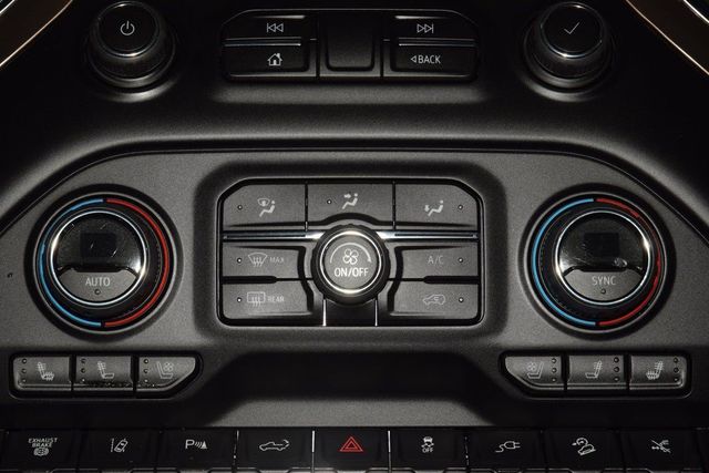 2023 Chevrolet Silverado 2500HD High Country Deluxe Z71 - 22964050 - 32