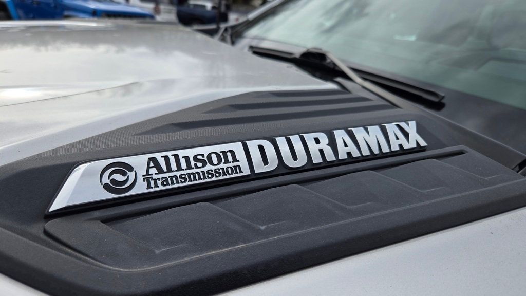 2023 Chevrolet Silverado 2500HD High Country Deluxe Z71 - 22987643 - 6