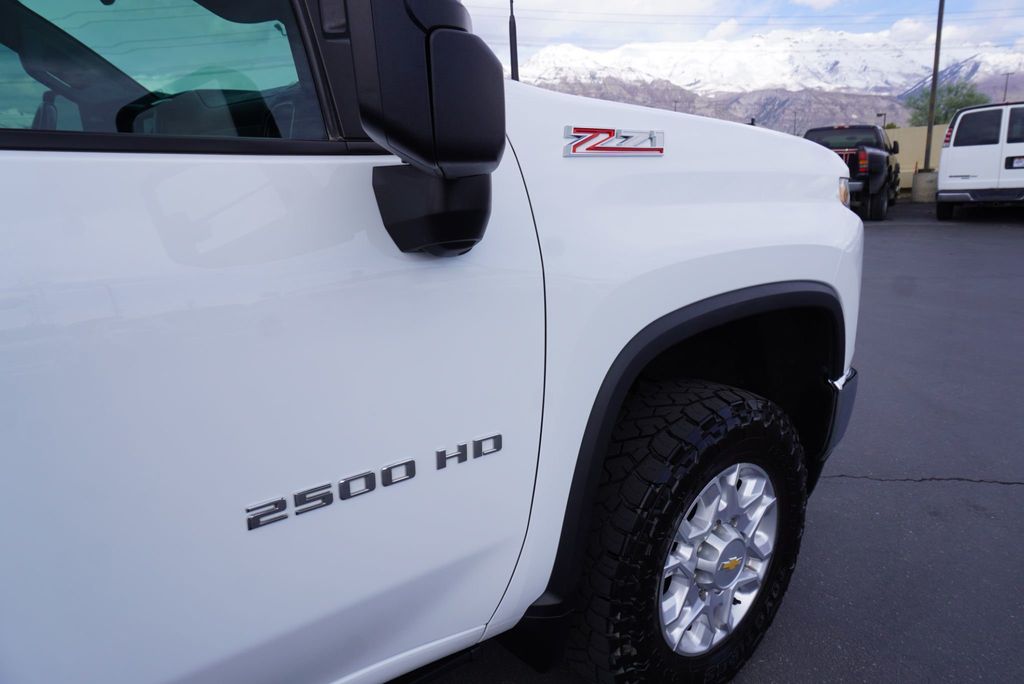 2023 Chevrolet Silverado 2500HD LT Z71 - 23020537 - 16