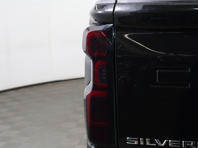 2023 Chevrolet Silverado 3500HD 4WD Crew Cab 159" LT - 22914481 - 13