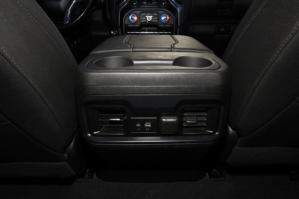 2023 Chevrolet Silverado 3500HD LT photo 15