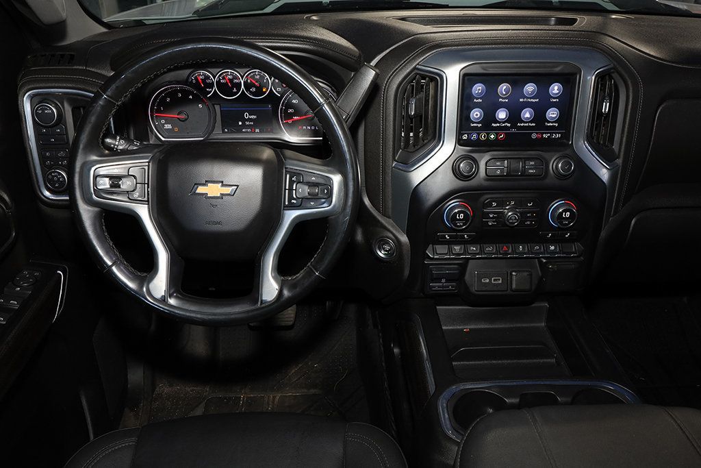 2023 Chevrolet Silverado 3500HD LT photo 16