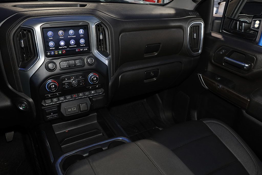 2023 Chevrolet Silverado 3500HD LT photo 19