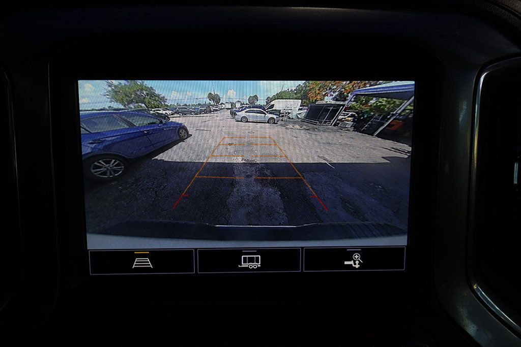 2023 Chevrolet Silverado 3500HD LT photo 24