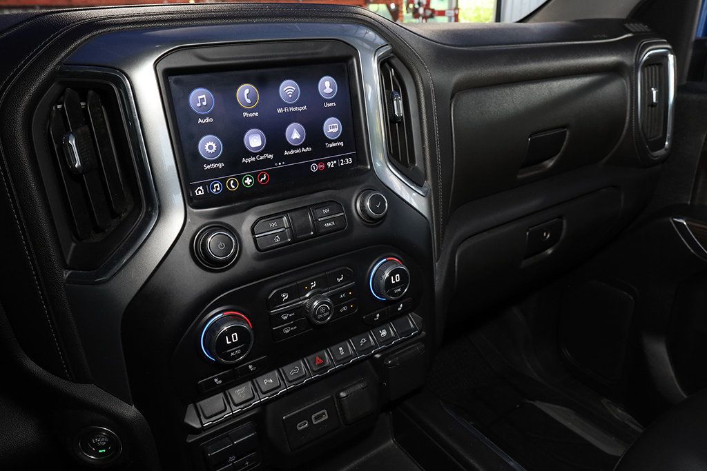 2023 Chevrolet Silverado 3500HD LT photo 26