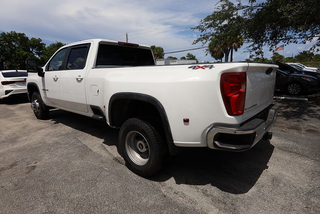 2023 Chevrolet Silverado 3500HD LT photo 6