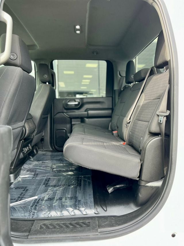 2023 Chevrolet Silverado 3500HD LT - 22981735 - 16