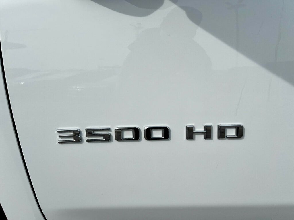 2023 Chevrolet Silverado 3500HD LT - 22981735 - 8