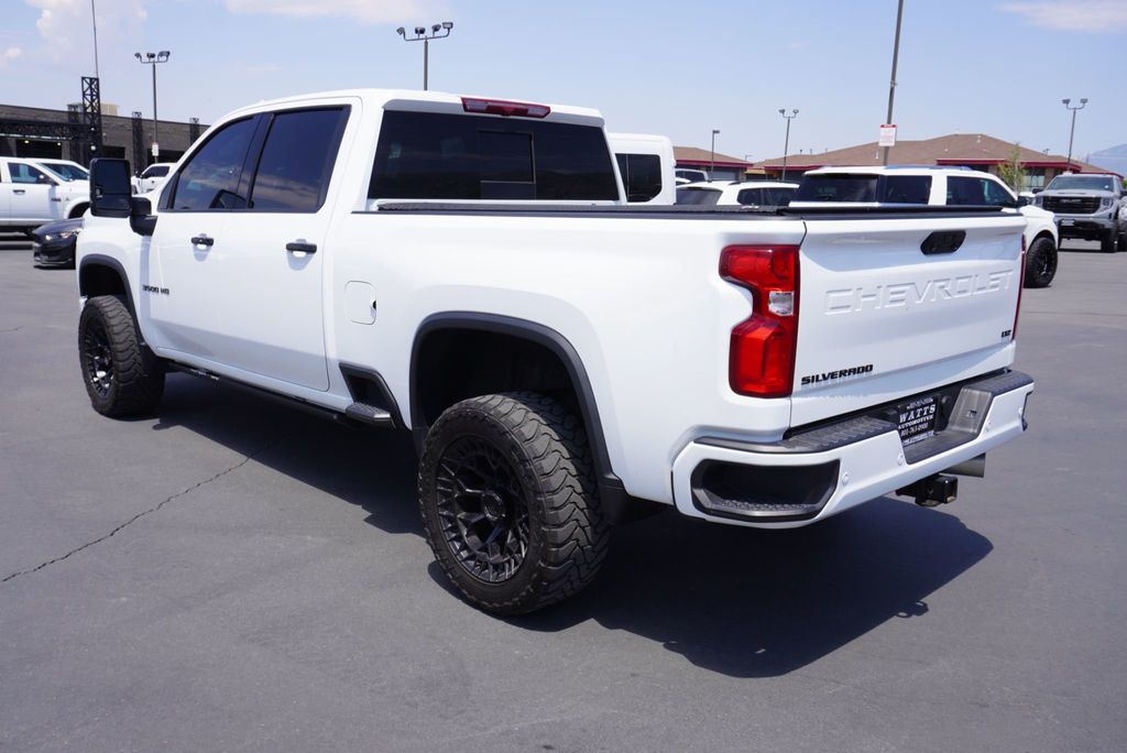 2023 Chevrolet Silverado 3500HD LTZ Z71 photo 3