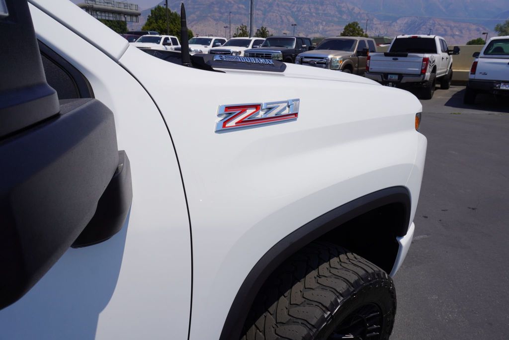 2023 Chevrolet Silverado 3500HD LTZ Z71 - 22893055 - 18