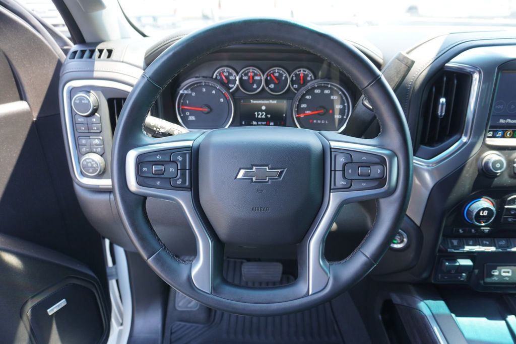 2023 Chevrolet Silverado 3500HD LTZ Z71 - 22893055 - 33