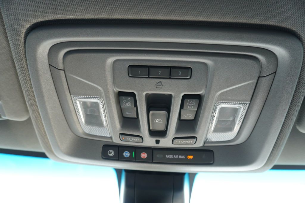 2023 Chevrolet Silverado 3500HD LTZ Z71 - 22893055 - 47